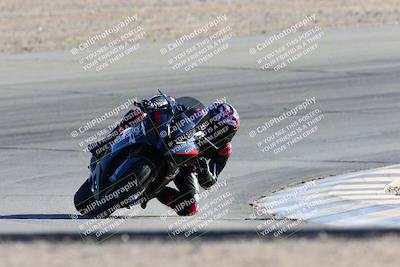 media/Jan-08-2022-SoCal Trackdays (Sat) [[1ec2777125]]/Turn 10 (2pm)/